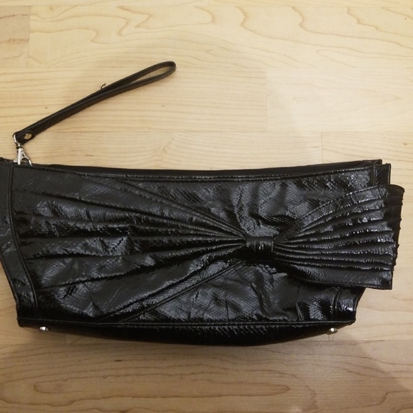 Handbags - Oversized black clutch
